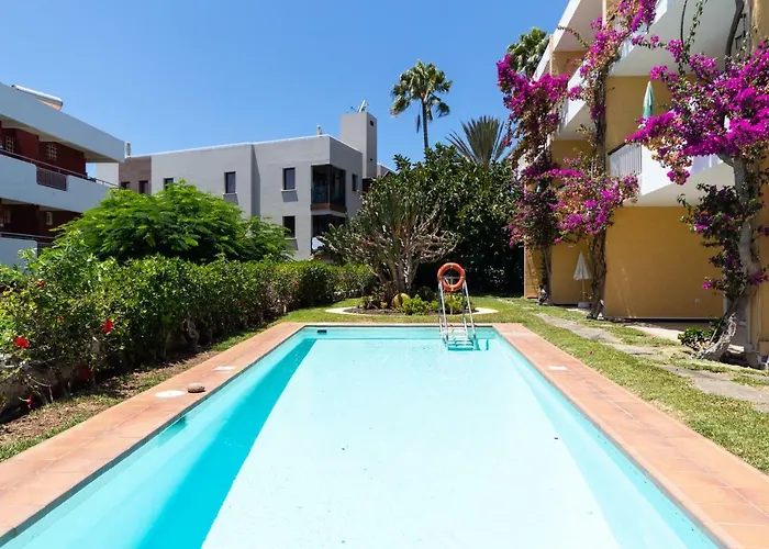 Apartamentos Melusina En Playa Del Ingles Al Lado De La Playa Y Las Dunas De Maspalomas